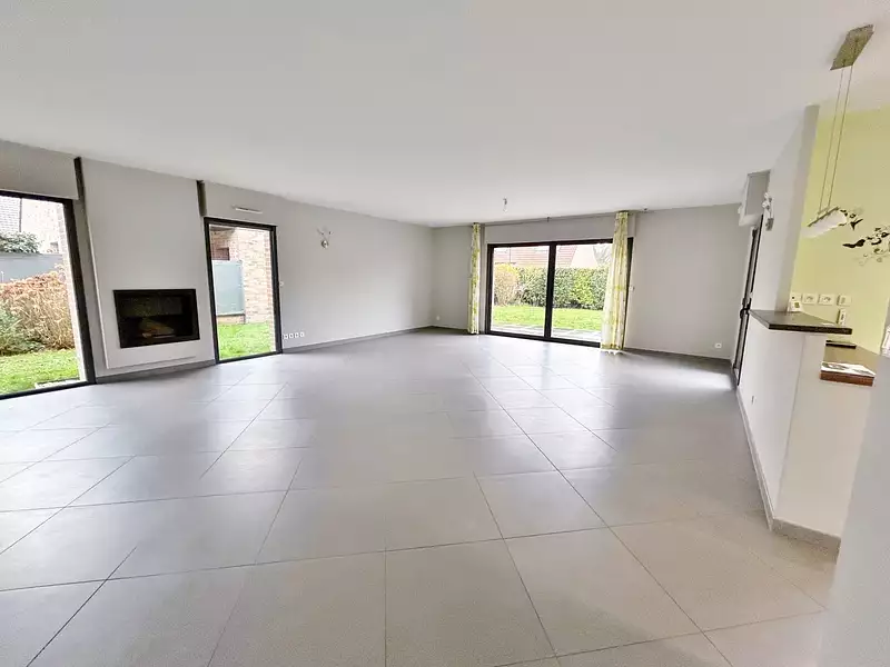 Maison, 162 m²