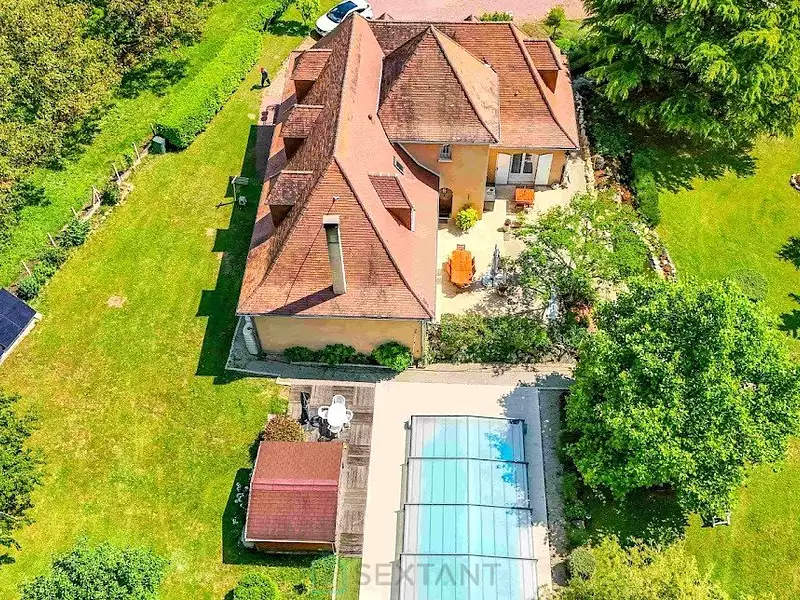 Maison, 265 m²