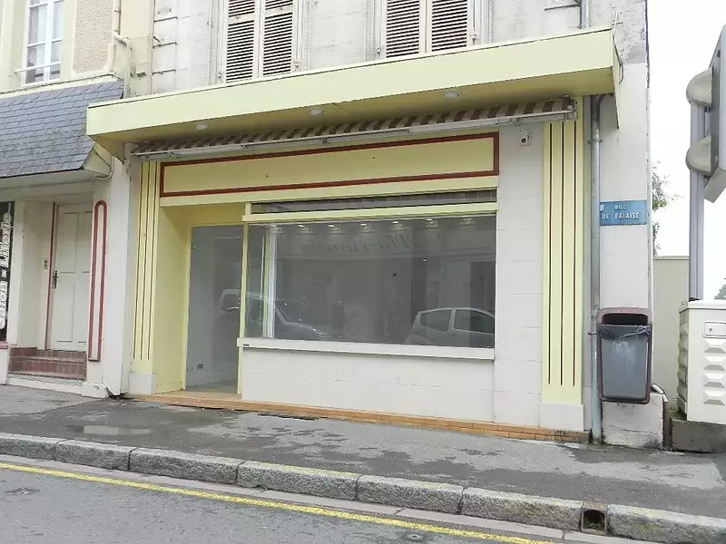Divers, 27 m²
