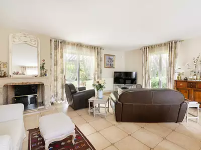 Maison, 169 m²
