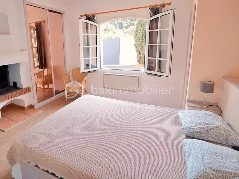 Maison, 265 m²