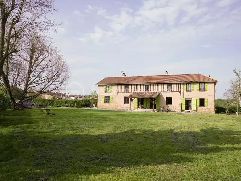 Maison, 300 m²