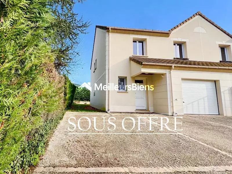 Maison, 94 m²