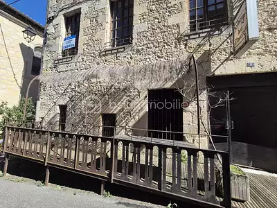 Maison, 330 m²