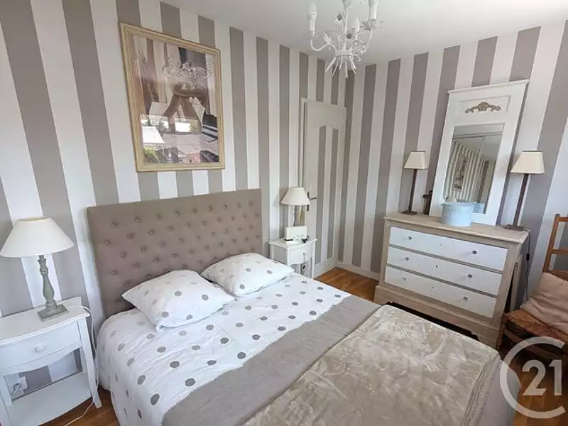 Maison, 162 m²