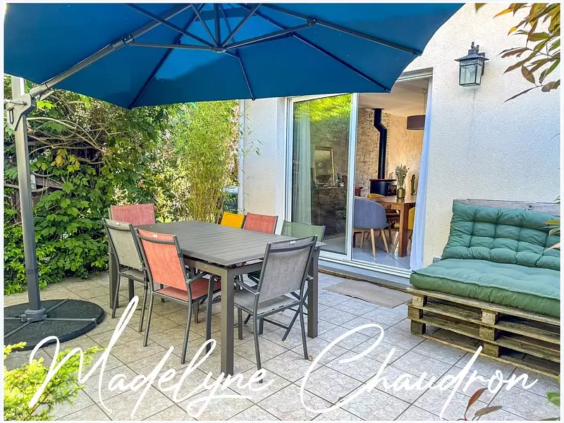 Maison, 94 m²