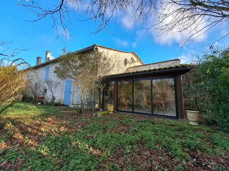 Maison, 248 m²