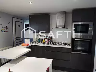 Maison, 200 m²