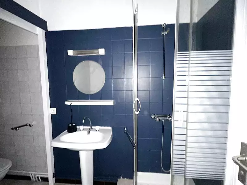 Divers, 50 m²