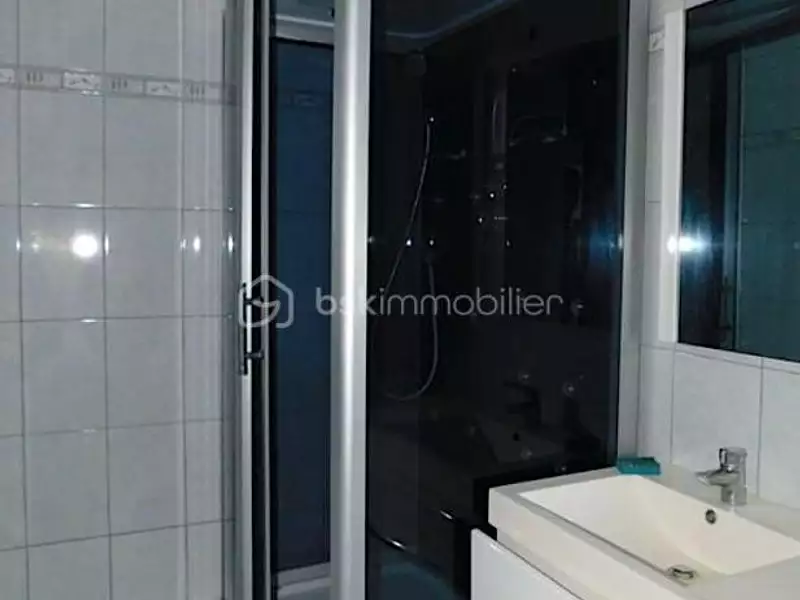 Immeuble, 247 m²