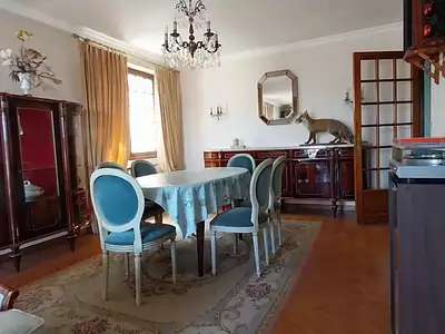 Maison, 221 m²