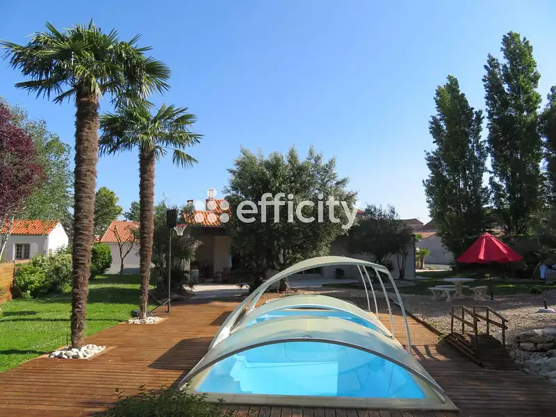 Maison, 212 m²