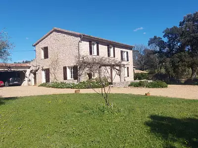 Maison, 230 m²