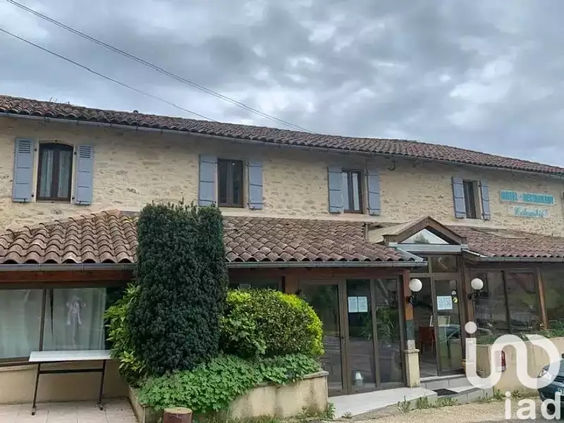 Immeuble, 240 m²