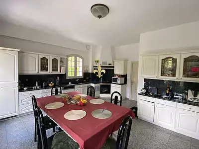 Maison, 313 m²
