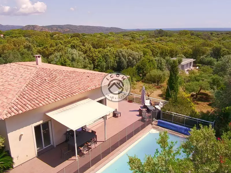Maison, 170 m²