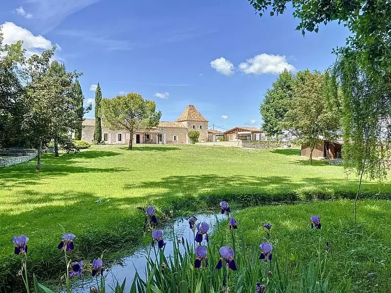 Maison, 163 m²