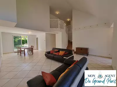 Maison, 158 m²