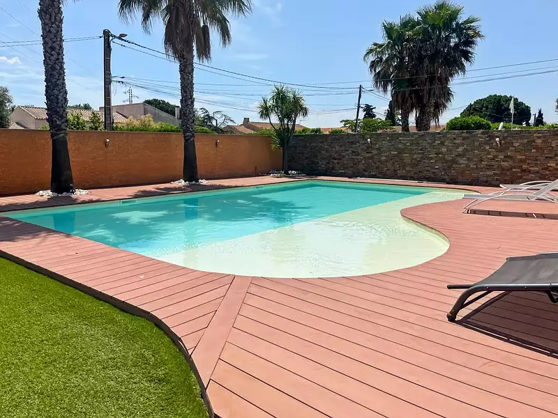 Maison, 235 m²