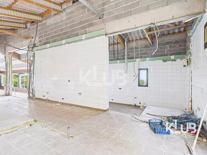 Maison, 290 m²