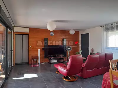 Maison, 93 m²