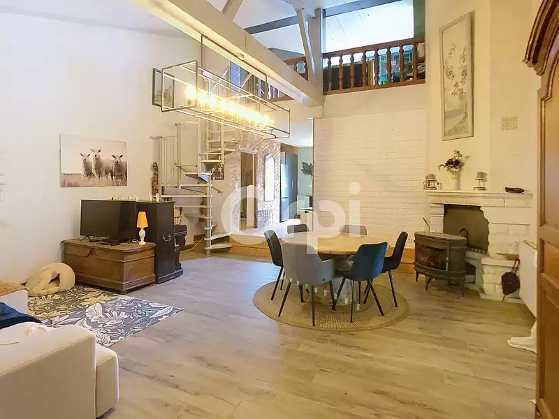 Maison, 231 m²