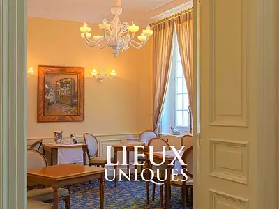 Maison, 630 m²