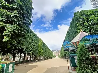 1 019 € CC Appartement • 26,1 m² • Meublé • 2 pièces • 1 chambre Paris 15ème (75015)