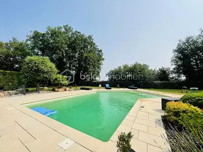 Maison, 229 m²