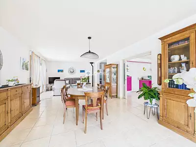 Maison, 215 m²