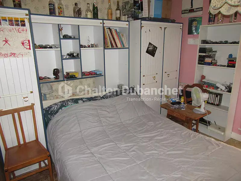 Maison, 235 m²