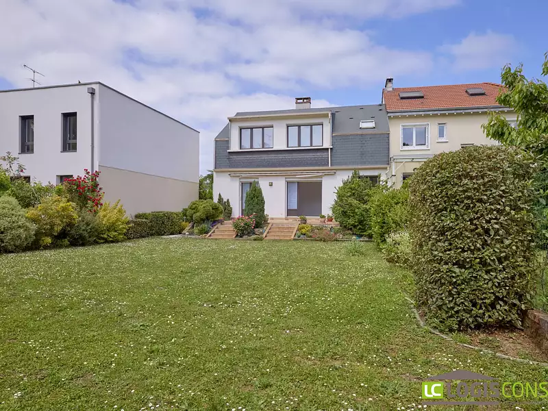 Maison, 125,33 m²