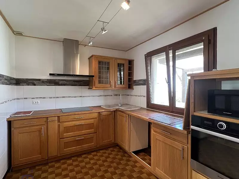 Maison, 168 m²