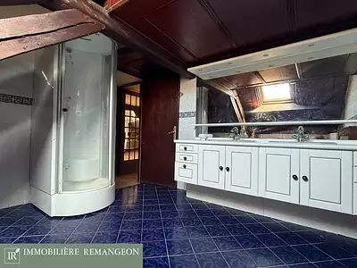 Maison, 166 m²