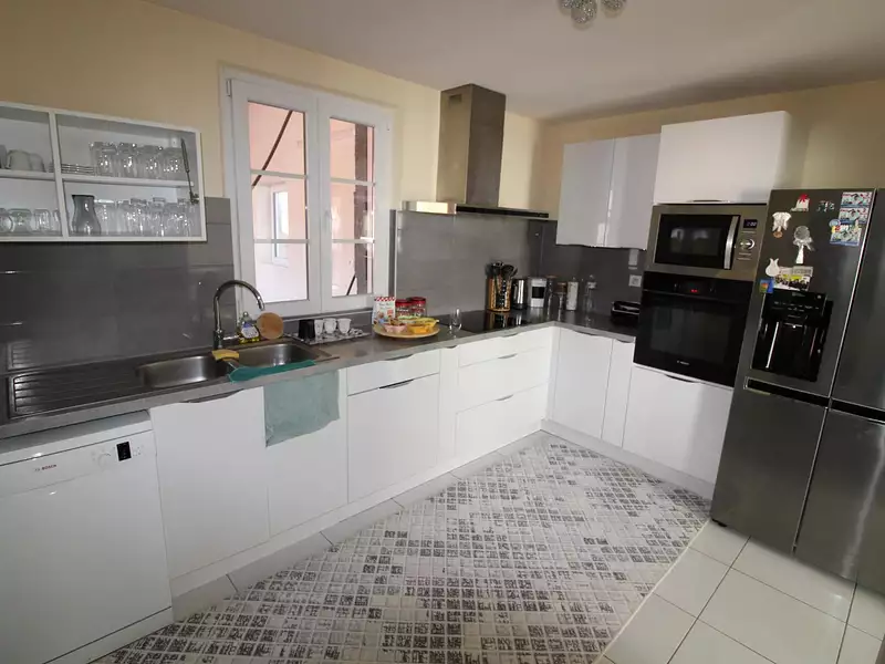 Maison, 165 m²