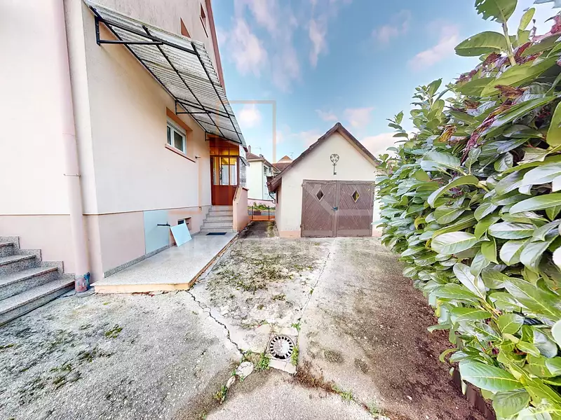 Maison, 122 m²