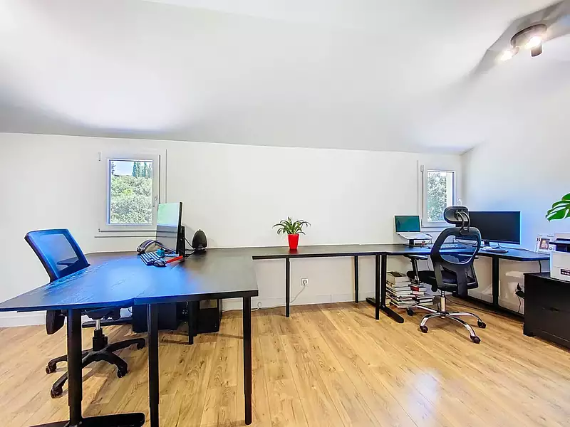 Maison, 185 m²