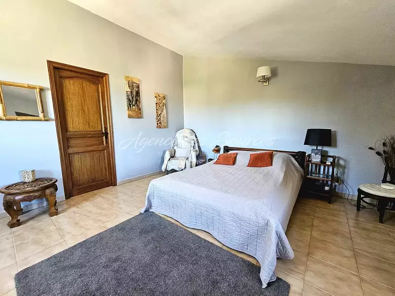 Maison, 140,92 m²