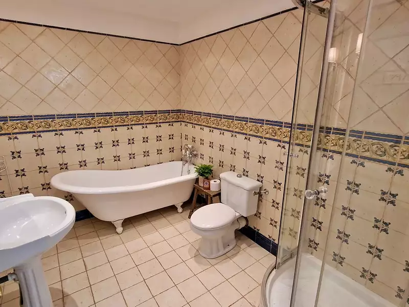 Maison, 220 m²