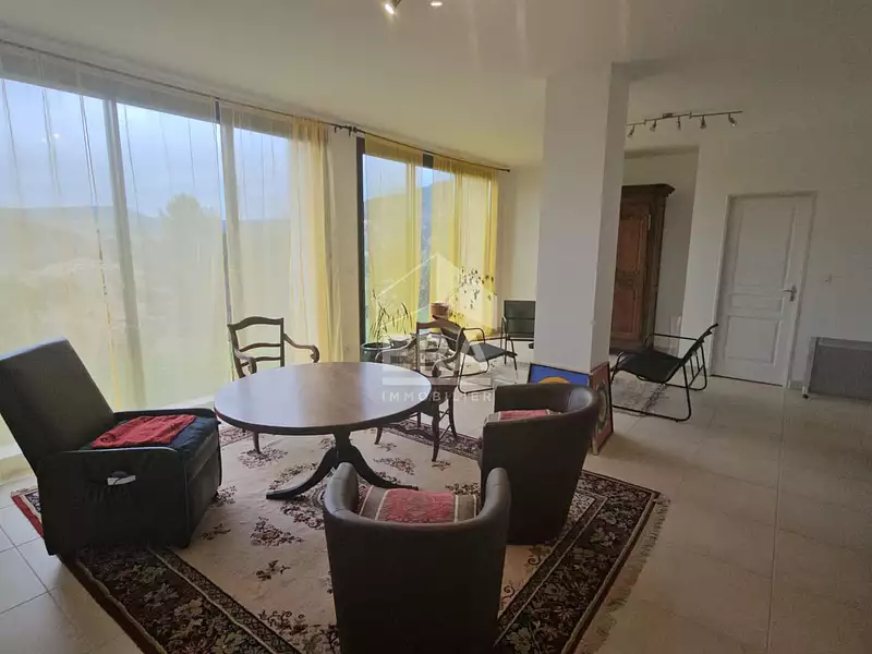 Maison, 292 m²