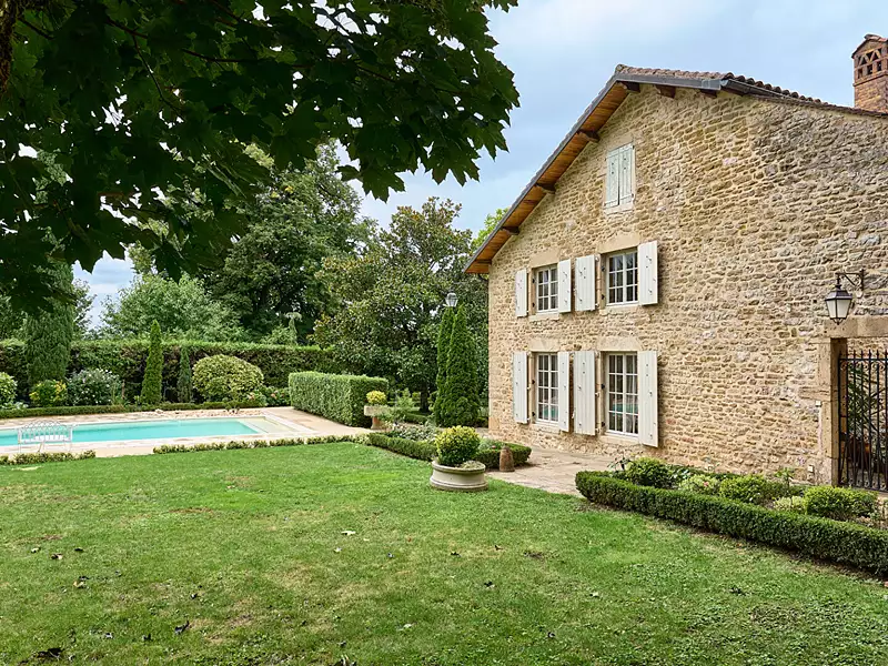 Maison, 328 m²