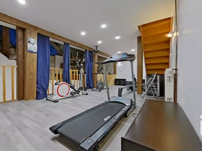 Maison, 193 m²