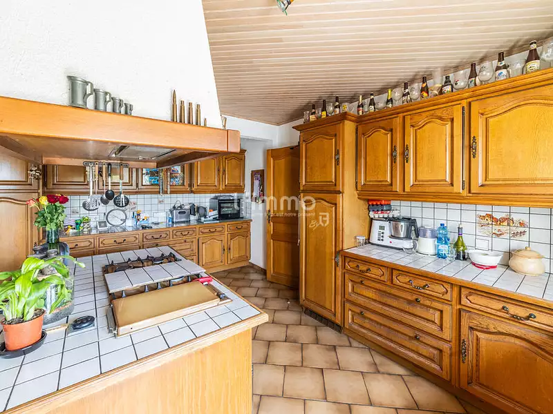 Maison, 213 m²