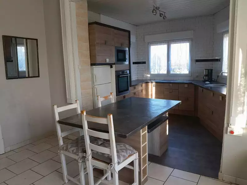 Maison, 168 m²