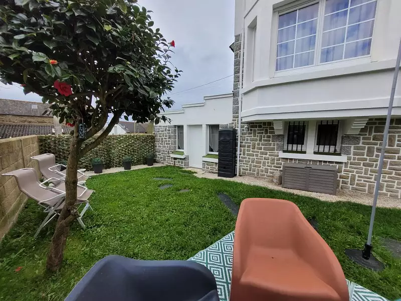 Maison, 243 m²