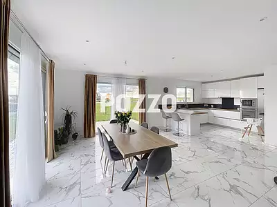 Maison, 121 m²