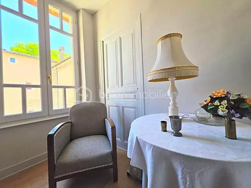 Maison, 387 m²