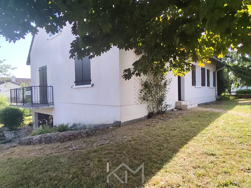 Maison, 156 m²