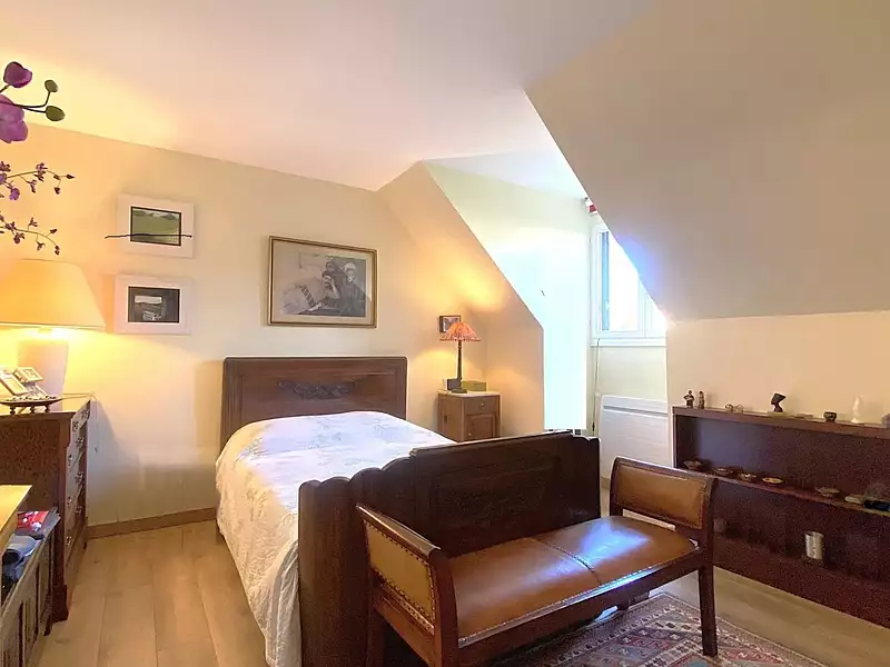Maison, 246 m²