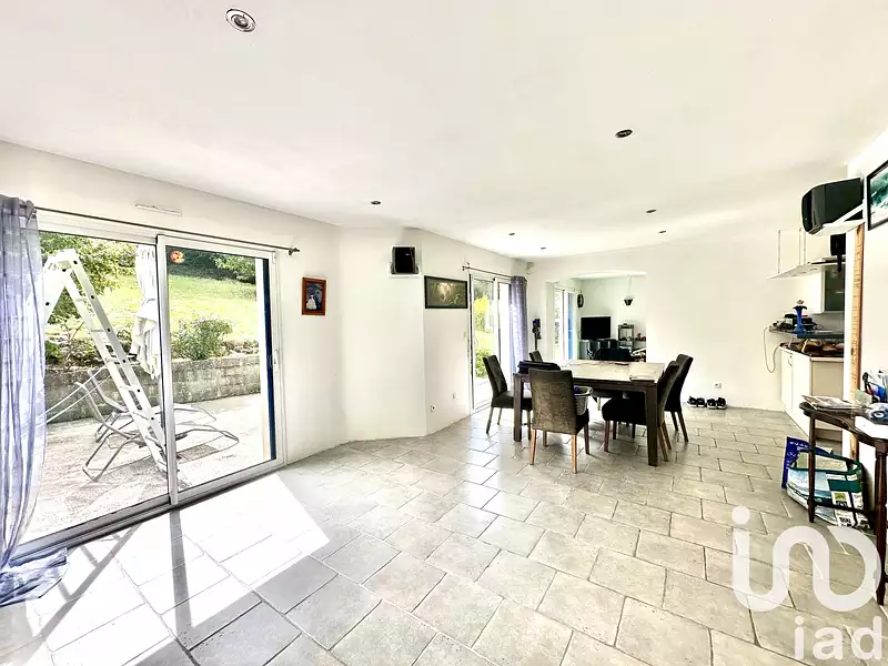Maison, 151 m²